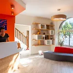 Hotel De Perros, The Originals Boutique